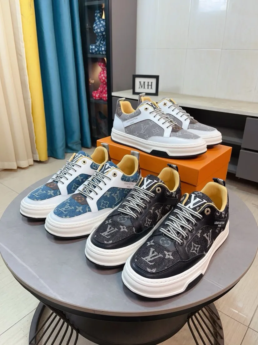 Men's shoes💰420🌹🌹[LV]🌹High-end men's shoes brand: official website 1:1 latest masterpiece: the upper is made of Italian imported first-layer cowhide with special materials➕full genuine leather lining🔥, making walking more convenient and comfortable! Exclusive new style, stunning work [color]! Create a fashionable personality to set off your uniqueness! A must-have for trendy men! Classic🔥Number: 38-44